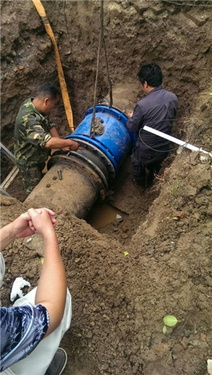 電磁流量計的現場安裝圖